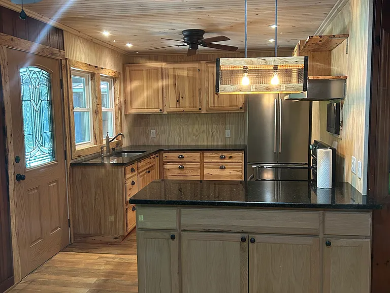 Carolina Ln — Photo 6