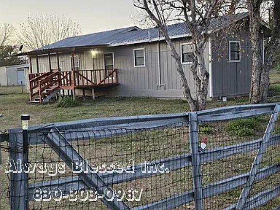 2nd image of 311 N Range St
