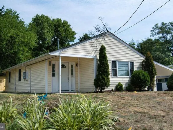 1604 Erskine St, Hyattsville, MD 20783