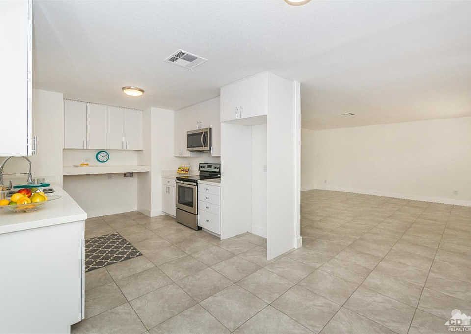 1st image of 54790 Avenida Alvarado