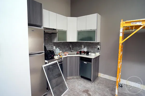 Rented by EXR | media 51