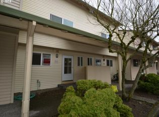 438 N Hayden Island Dr, Portland, OR