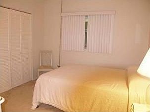 4th image of 1100 Ponce De Leon Cir
