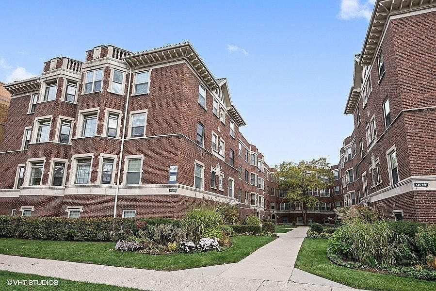 1st image of 555 Hinman Ave APT A3