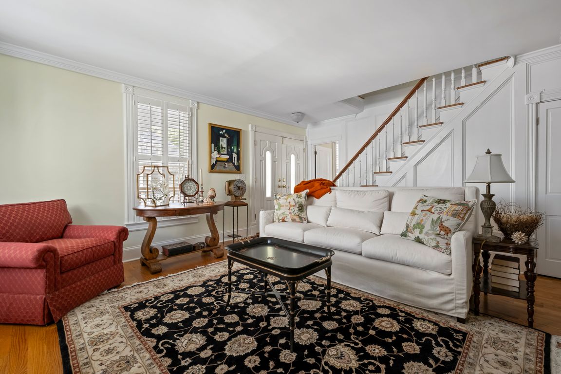 next background image