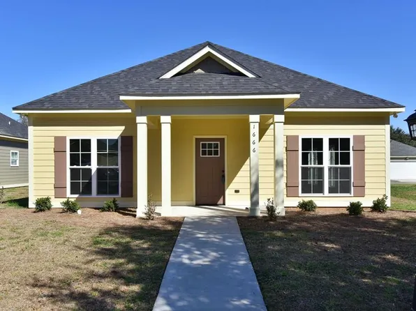 1666 Arlington Park Cir, Albany, GA 31701