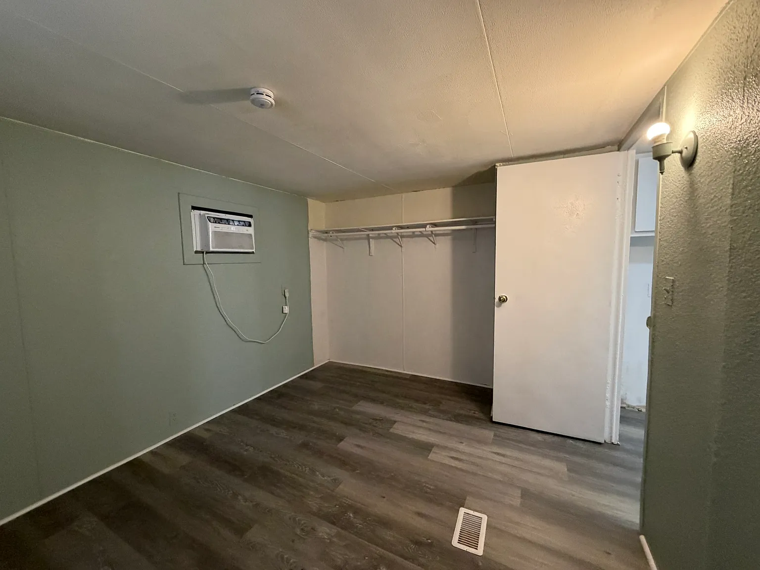 2 bed, 928 sqft, $875 — Photo 3