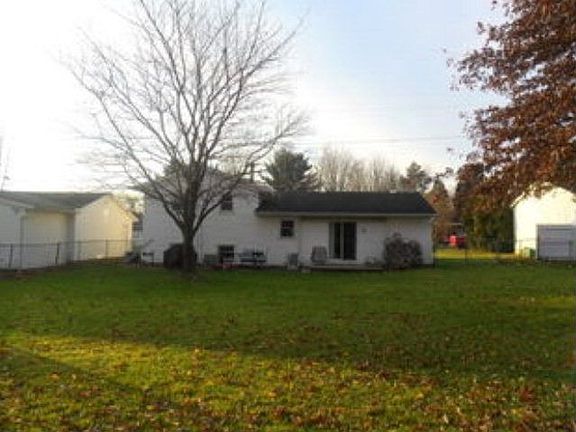 2nd image of 369 Grandridge Ave