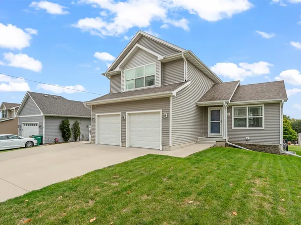 902 School Ave, Norwalk, IA 50211