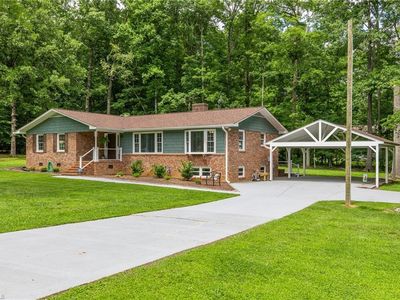 3829 E Lee St, Greensboro, NC, 27406