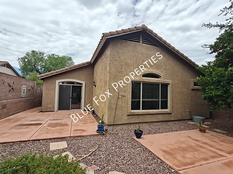 10923 S Lake Gambusi Dr — Photo 6