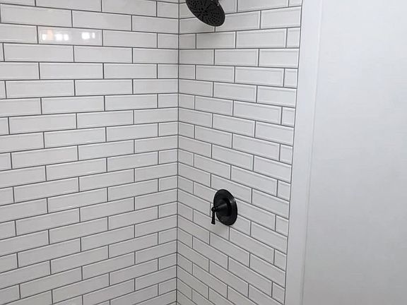 4th image of 1737 Durand St Unit 2