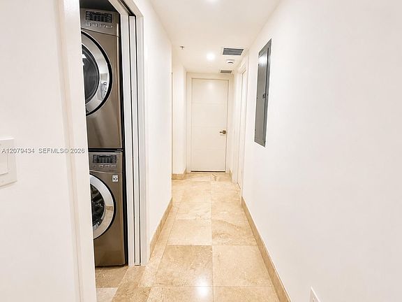 4th image of 101 Sidonia Ave APT 205