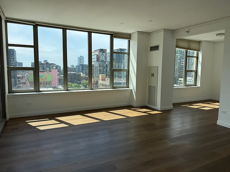 200 N Jefferson St #1101 — Photo 7