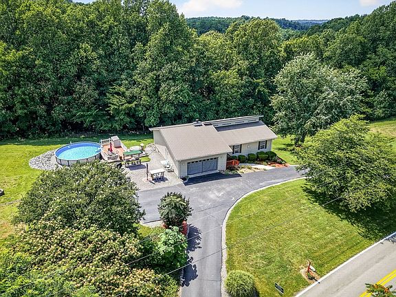3rd image of 1344 Shepardsville Hwy