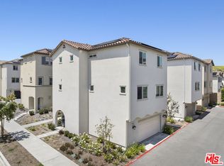 27659 S Rosewood Ln, San Pedro, CA 90732