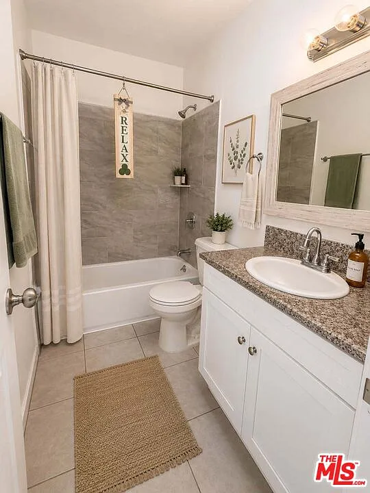 11730 Runnymede St — Photo 3