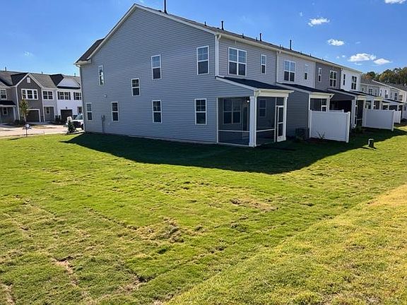 5th image of 1047 Gemma Dr