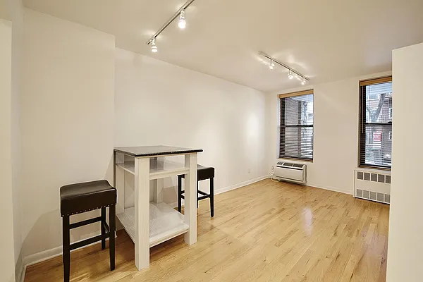 Rented by Maz Group NY | media 12