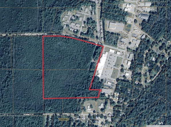 8701 University Rd, Bayou La Batre, AL 36509