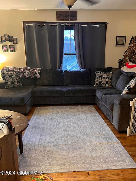 3rd image of 442 N Main Street