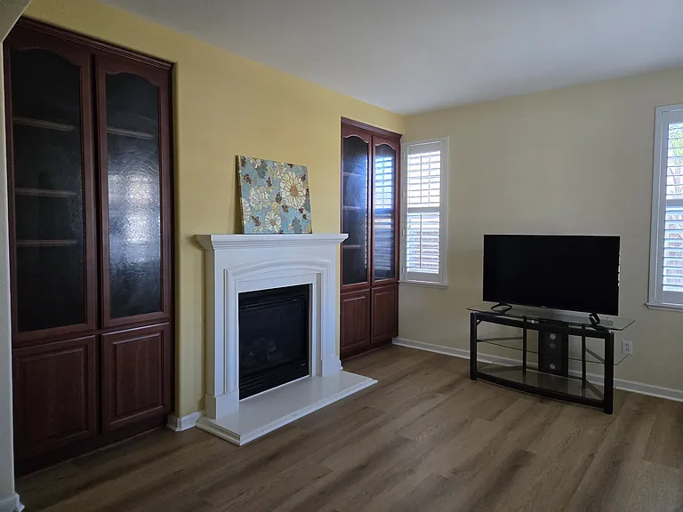 1037 Morning Glory Way — Photo 12