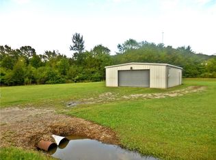 1602 S Gray St, Pocola, OK 74902