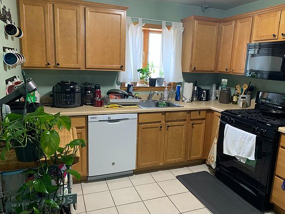 5th image of 3177 Baisley Ave APT 2R