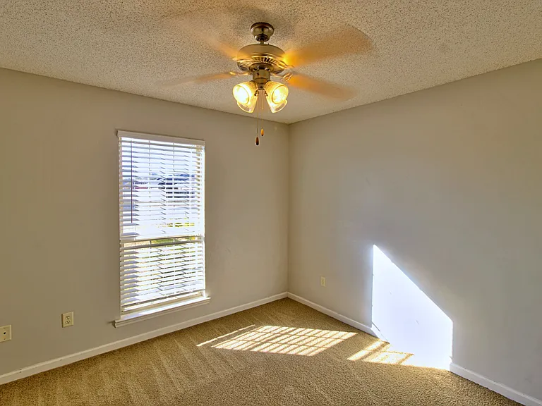213 Bridgemont Way — Photo 22