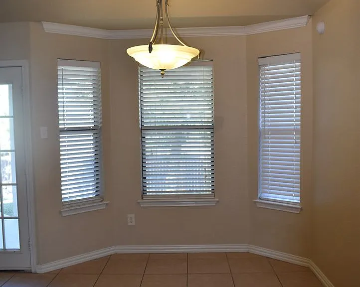 3905 Littlerock Dr — Photo 10