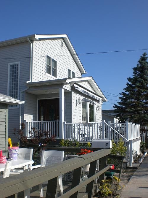 9 Roosevelt Walk, Breezy Point, NY 11697 Zillow