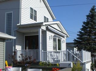 9 Roosevelt Walk, Breezy Point, NY 11697
