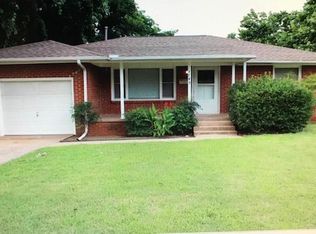1743 Churchill Way, The Village, OK 73120