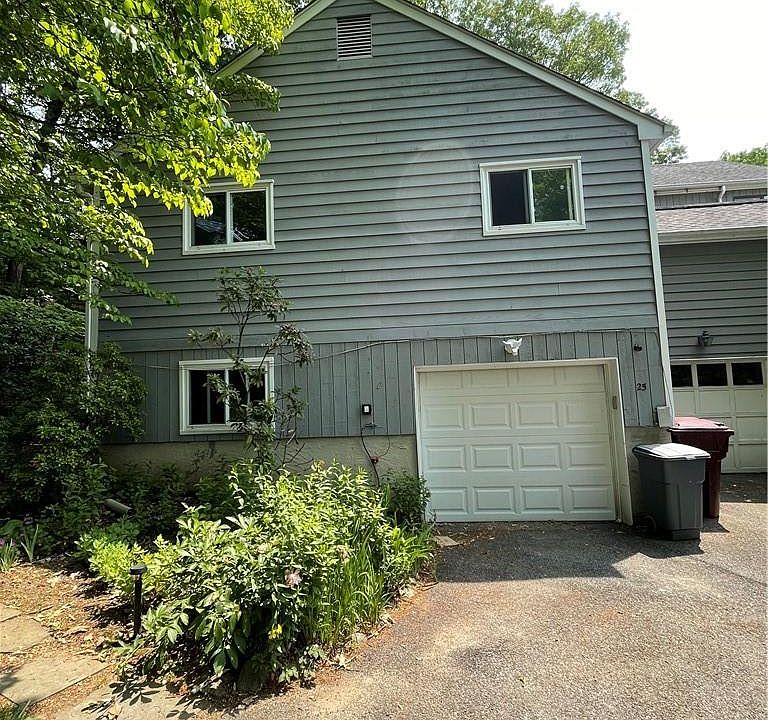 1st image of 25 Dogwood Court