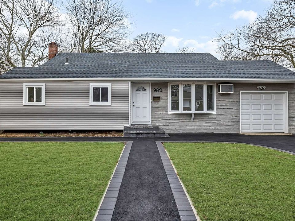 980 Gardiner Drive, Bay Shore, NY 11706 Zillow