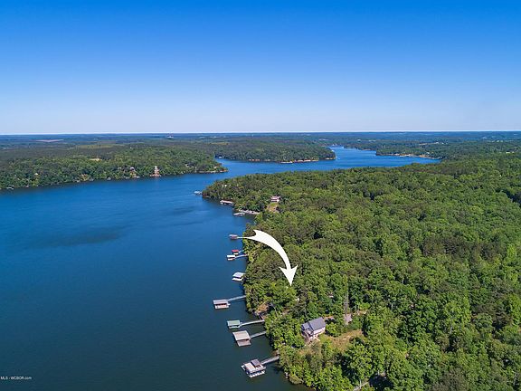 Image 4: Lake Location