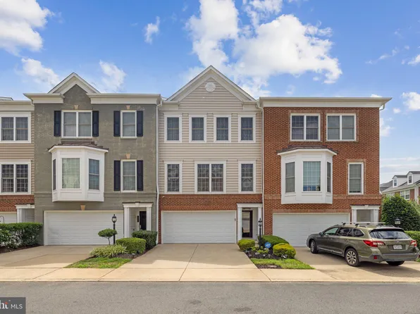 14685 Crossfield Way, Woodbridge, VA 22191