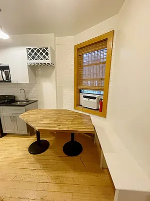 Rented by Metropolitan Property Group | media 20