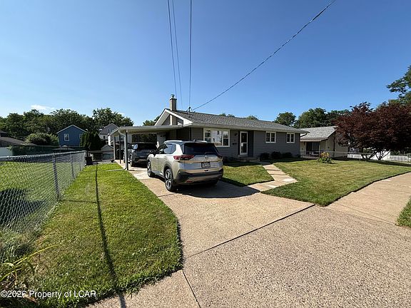 3rd image of 15 Cherry St
