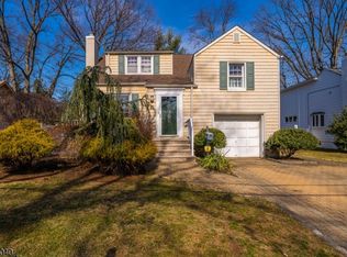 36 Sherwood Rd, Springfield, NJ 07081