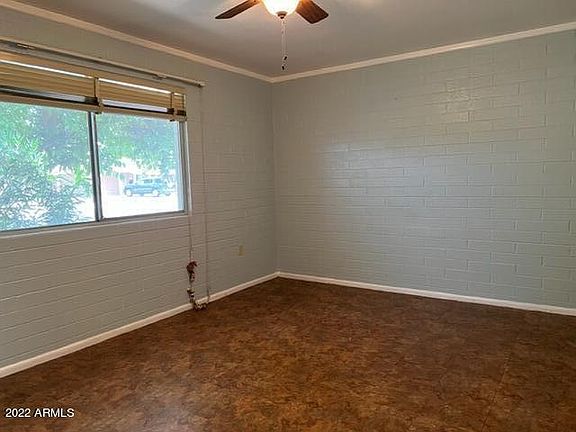 4th image of 9927 W Pinehurst Dr