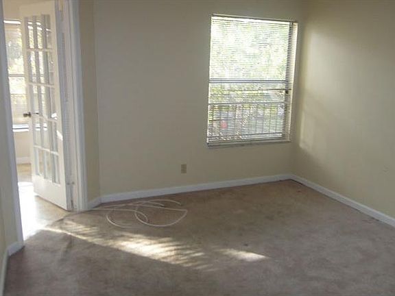 5th image of 2826 S University Dr APT 3201