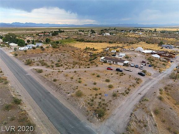 5th image of 1060 E Isola Dr