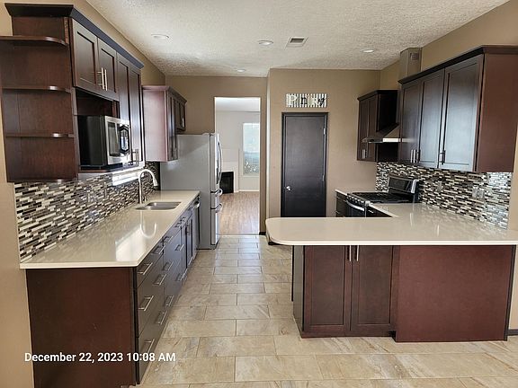 2nd image of 1648 Cerro Vista Loop NW