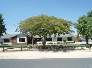 19320 Tonkawan Rd, Apple Valley, CA 92307