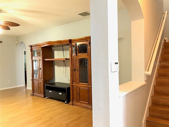 5th image of 505 Cortona Dr