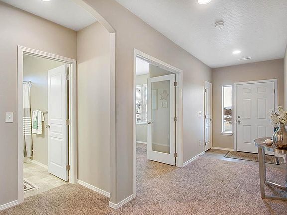 2nd image of 2283 Leonard Dr