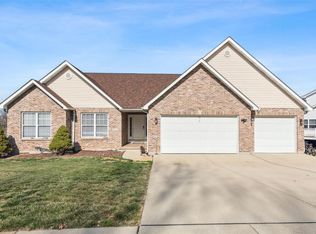 3575 Burgundy Way Dr, SAINT LOUIS, MO 63129