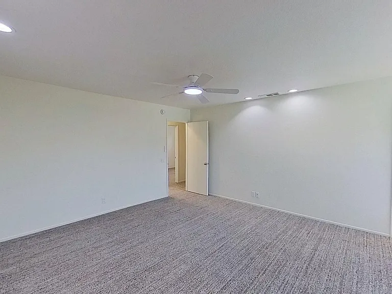23946 Copenhagen St — Photo 23