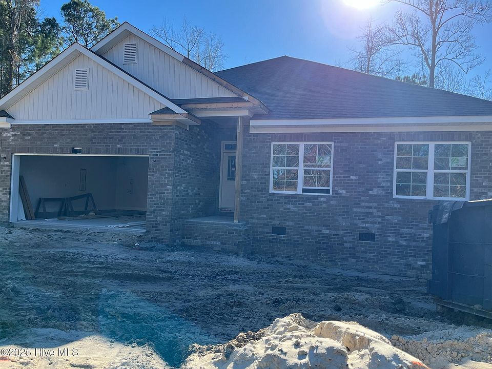 1st image of 1205 St Simons Drive SE